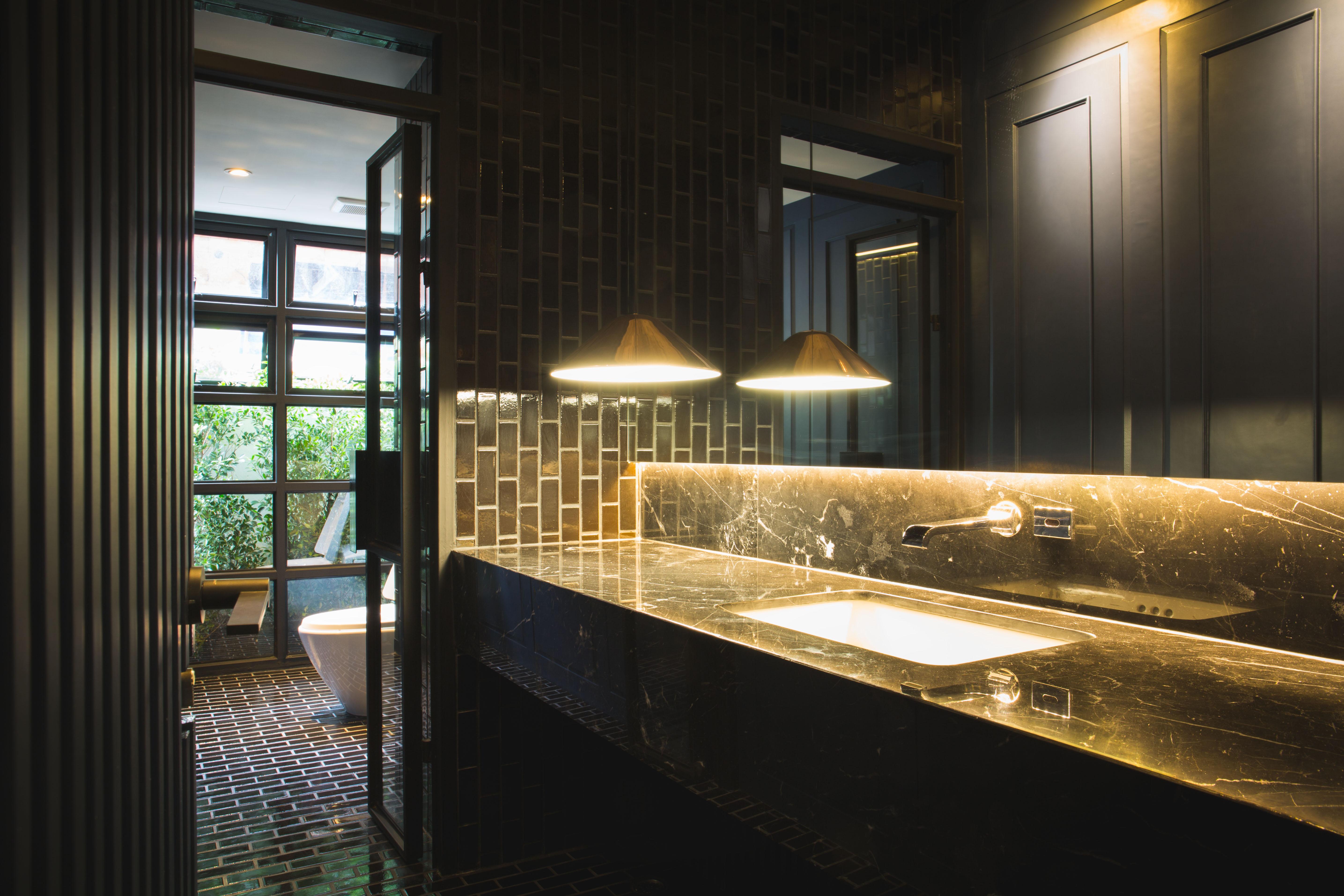 Theorie Hotel Sukhumvit By Slh - Sha Extra Plus Samut Prakan Exterior foto
