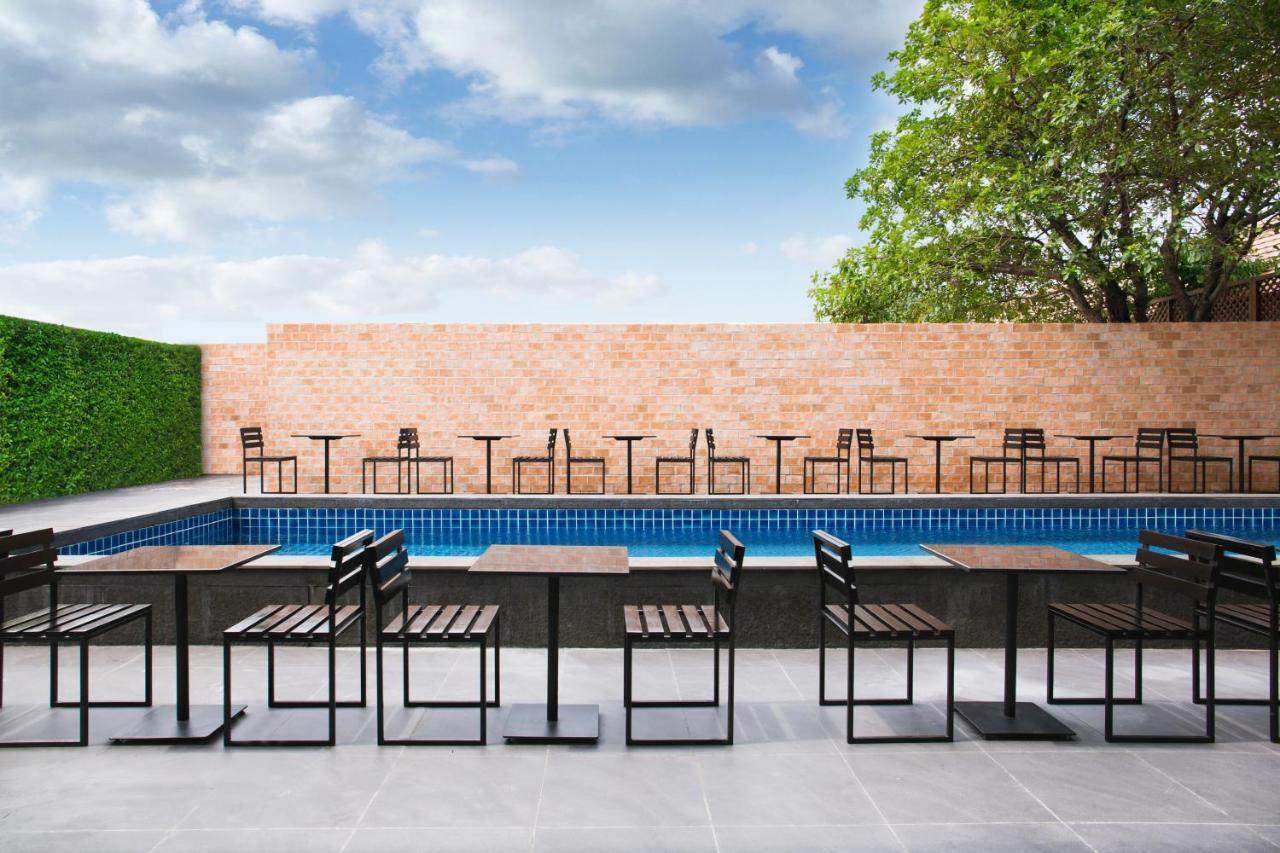 Theorie Hotel Sukhumvit By Slh - Sha Extra Plus Samut Prakan Exterior foto